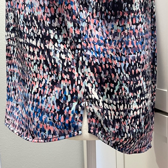 Daniel Rainn - Navy Print Short Sleeve Pleated  Blouse / Large - Picture 6 of 14